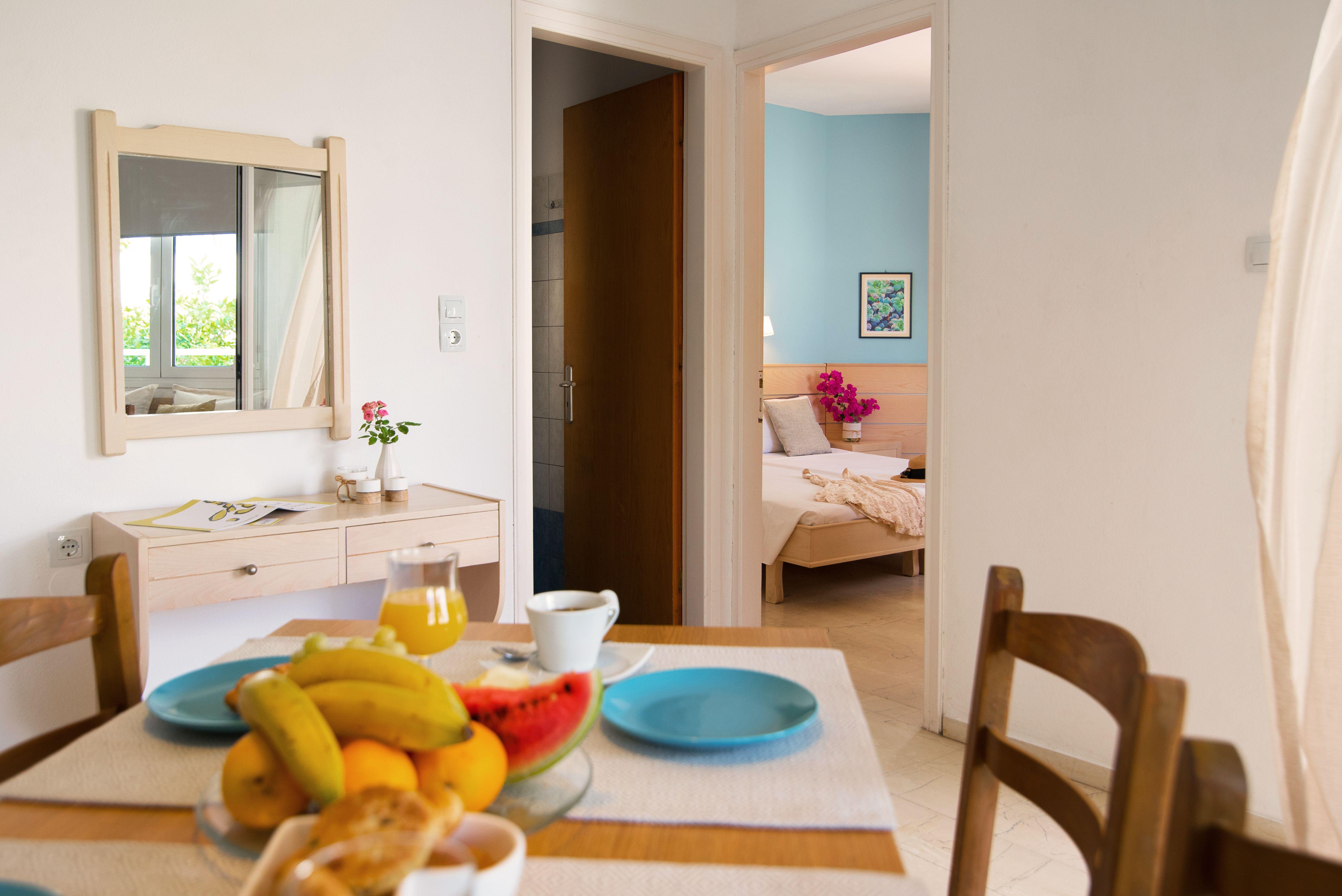 Melissa Apartments, Studios & Suites Malia  Bagian luar foto