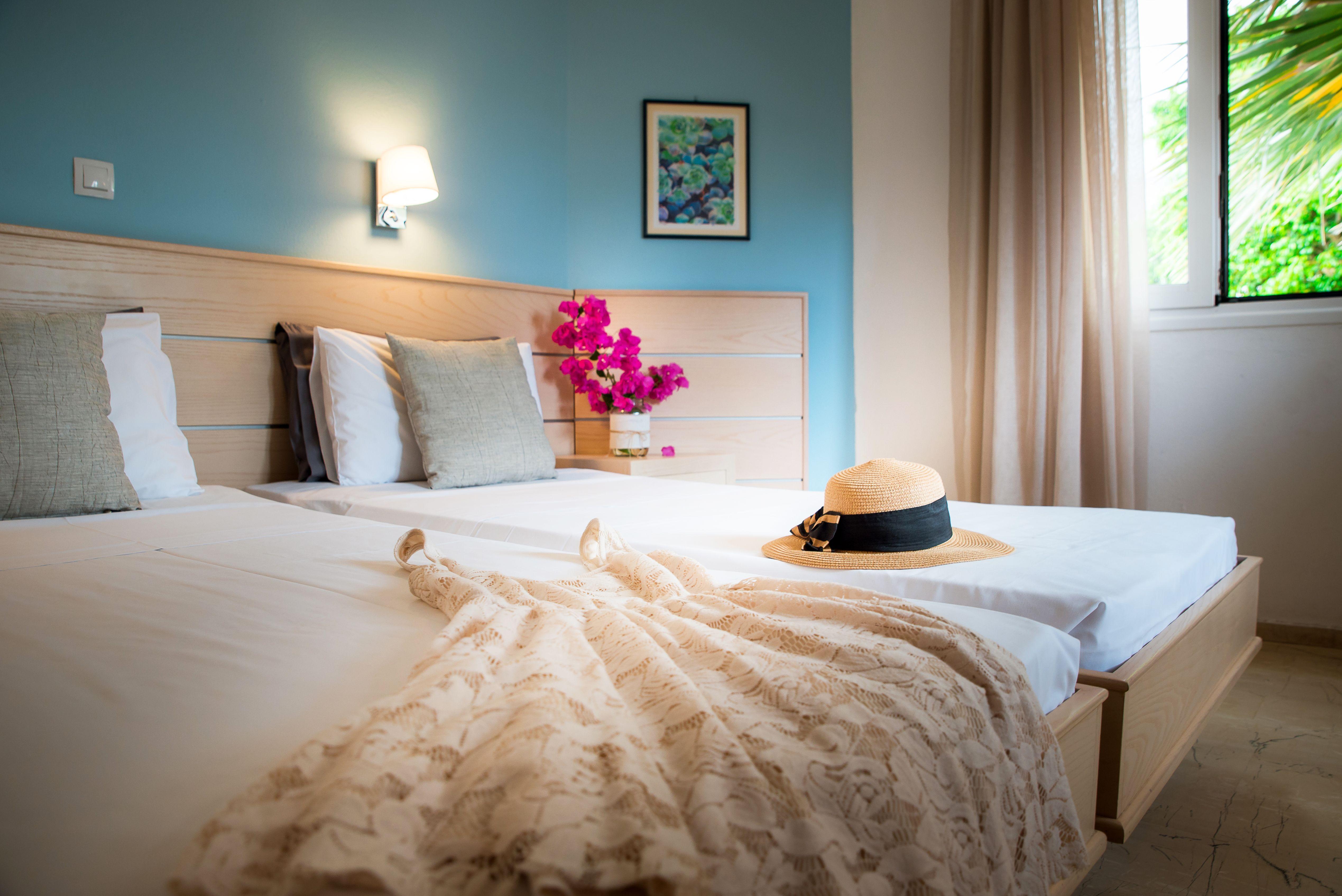 Melissa Apartments, Studios & Suites Malia  Bagian luar foto