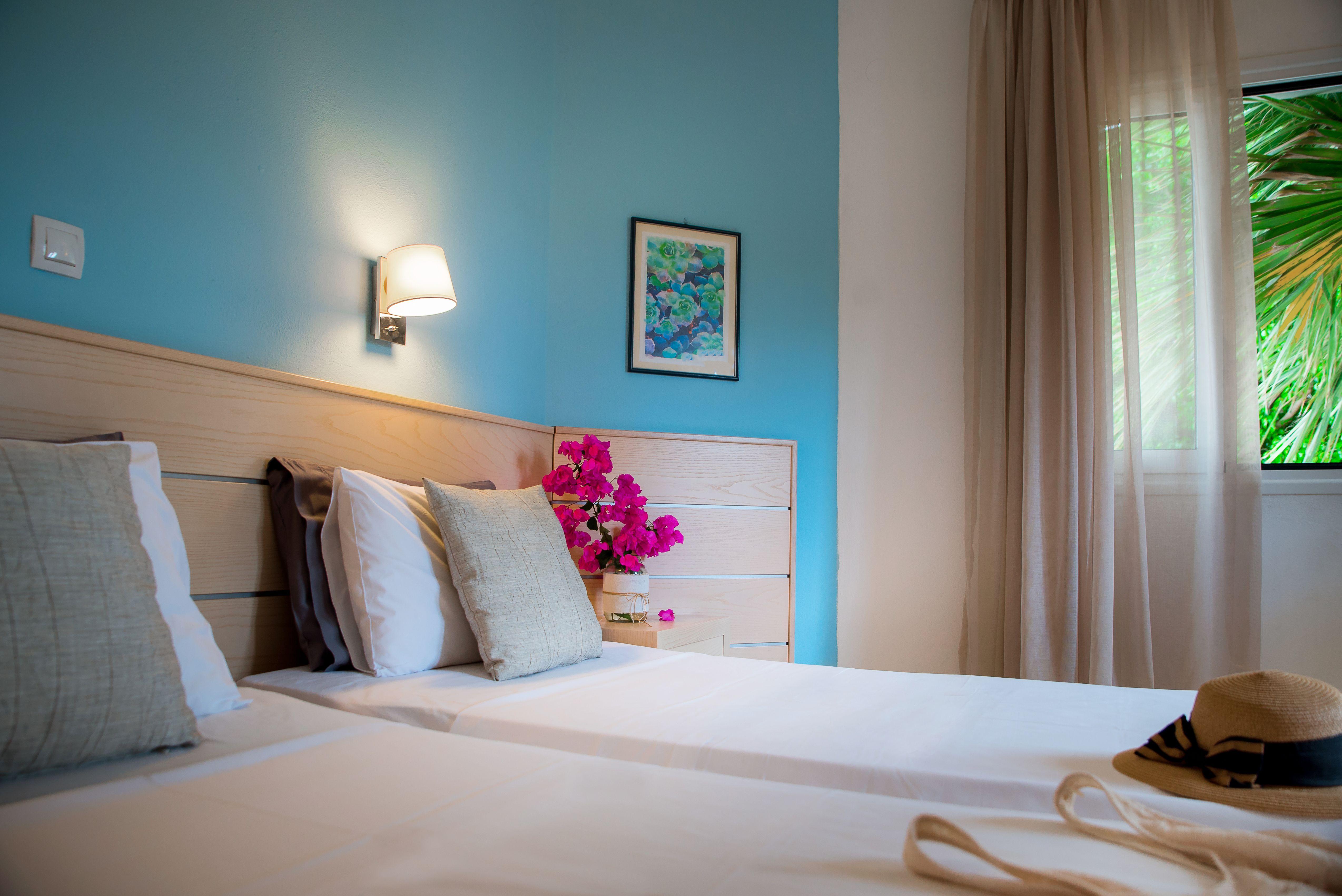 Melissa Apartments, Studios & Suites Malia  Bagian luar foto