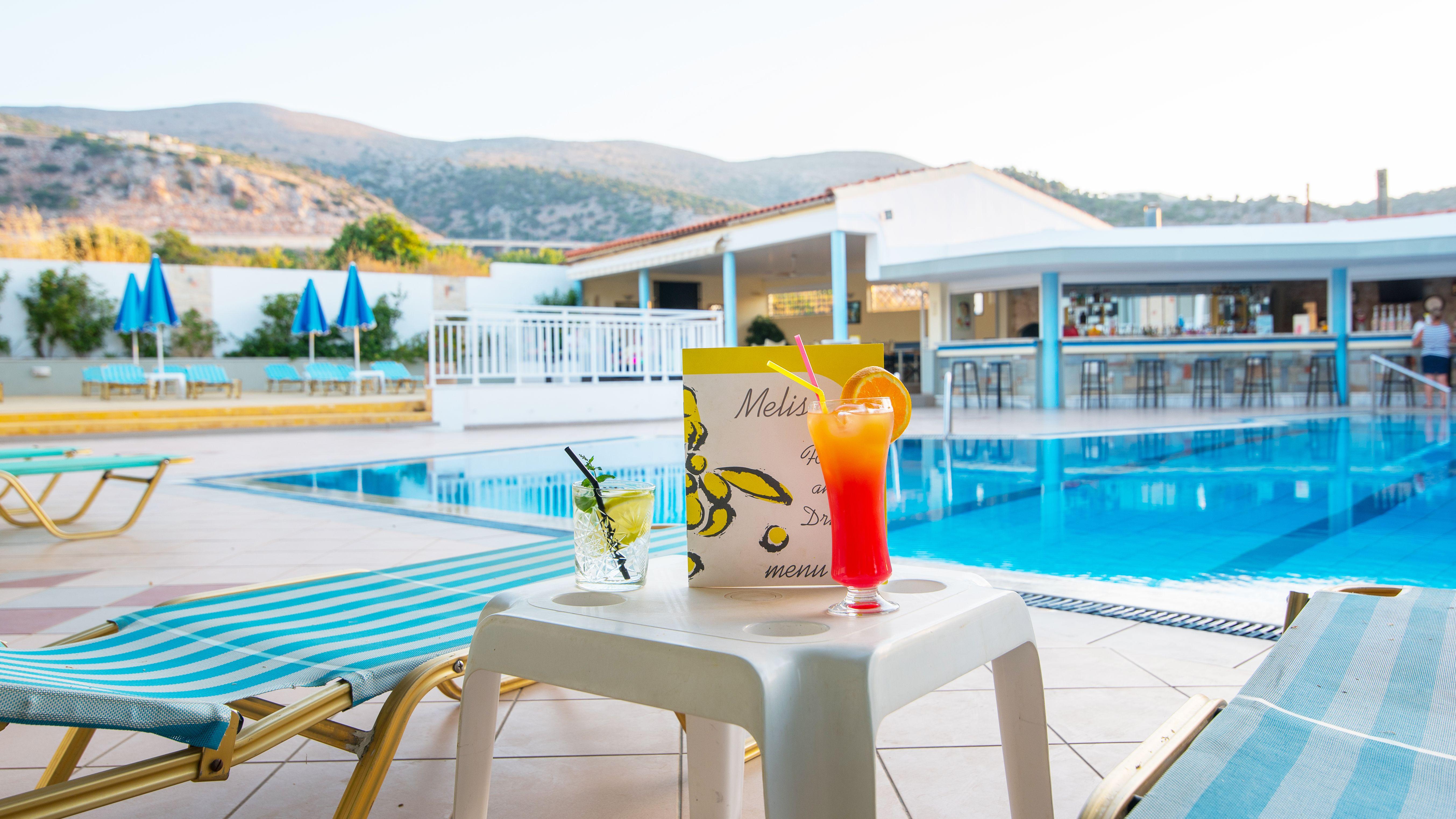 Melissa Apartments, Studios & Suites Malia  Bagian luar foto