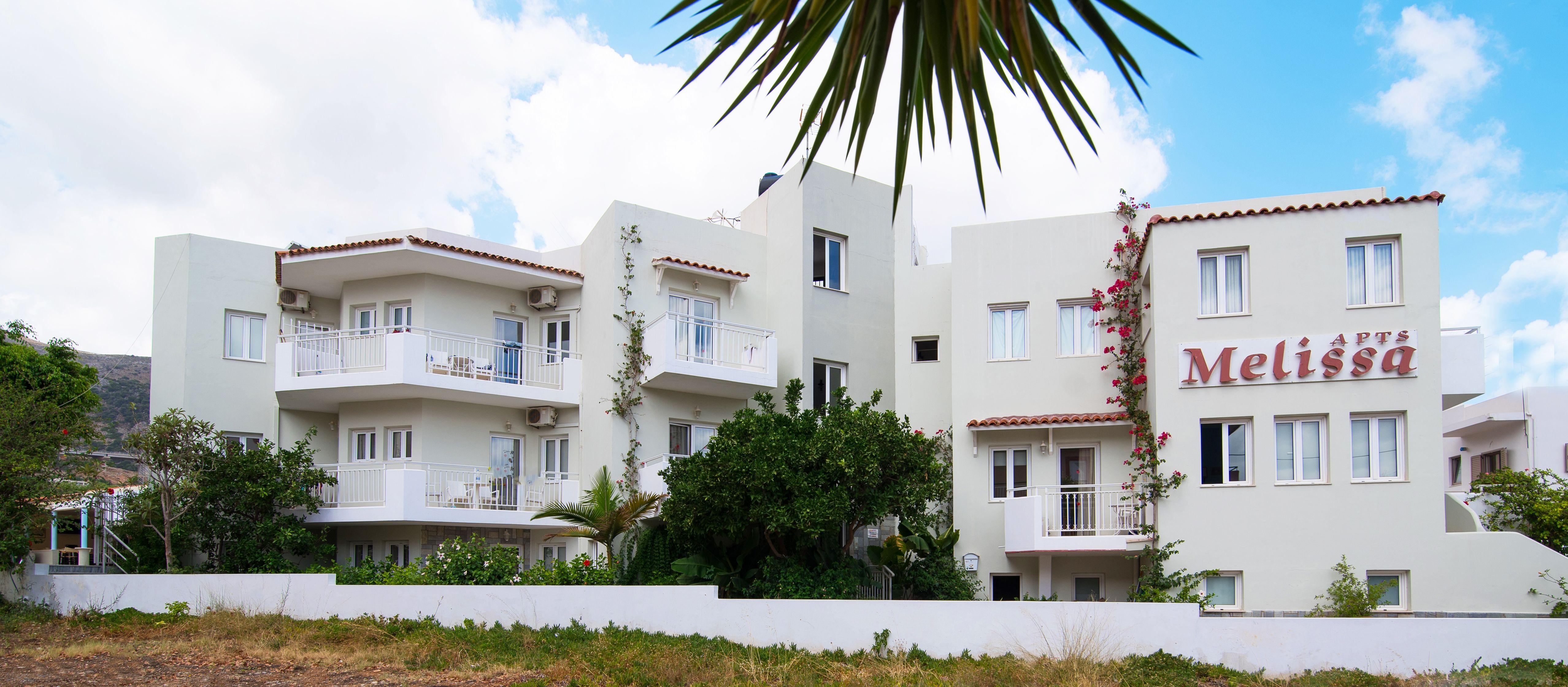 Melissa Apartments, Studios & Suites Malia  Bagian luar foto