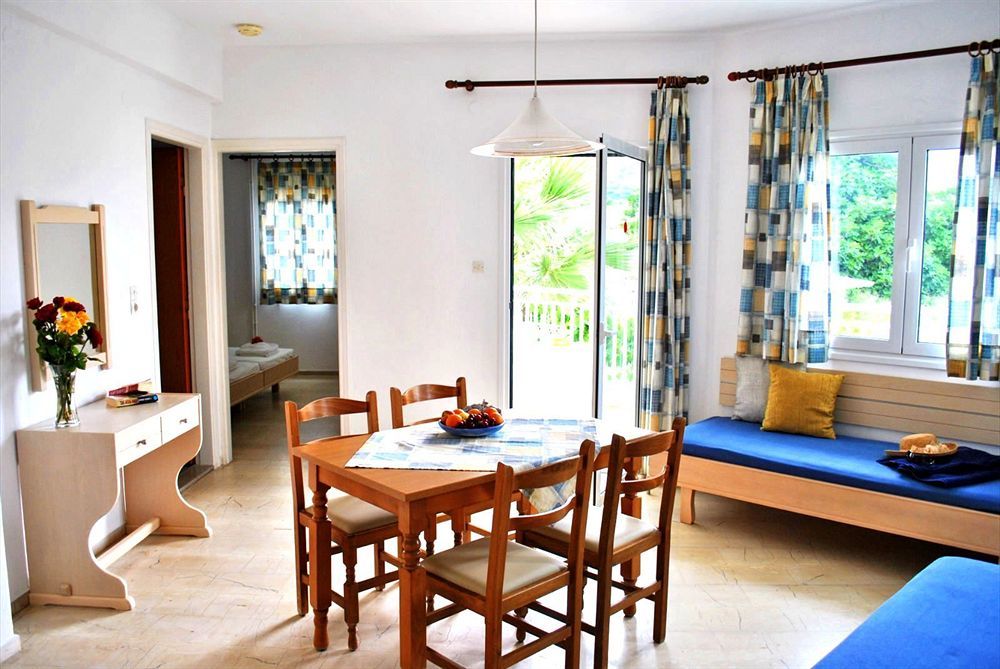 Melissa Apartments, Studios & Suites Malia  Bagian luar foto